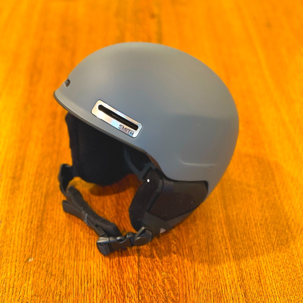 Snowboarding Helmet - Smith Maze (S), Grey **Free Bolle goggles included**